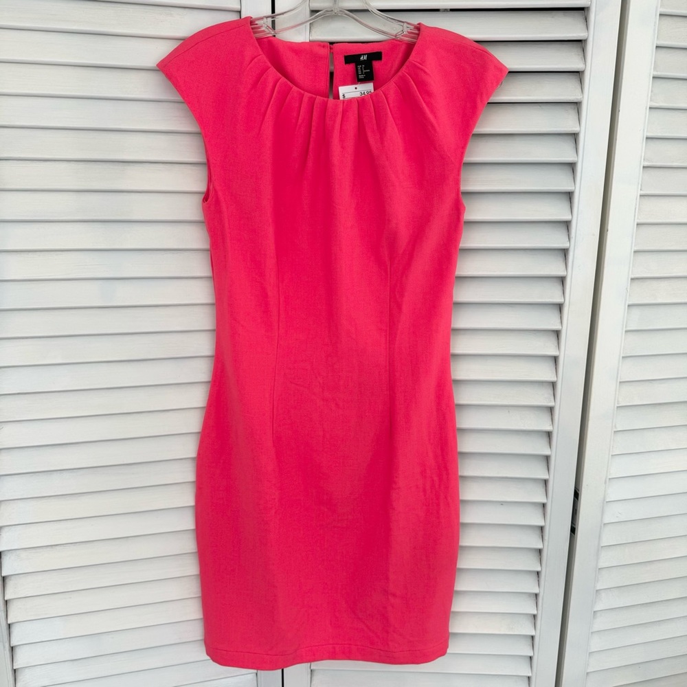 H&M Dress - NEW w/ Tag- Bright Hot Pink - Sheath, Work Outfit - Women’s size 6